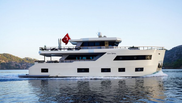 Motorjacht Cinar Yildizi