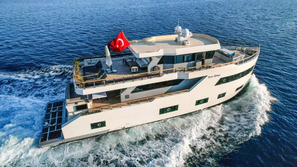 Motorjacht Cinar Yildizi