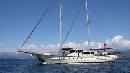 Gulet Diamond Lila