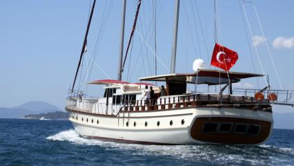 Gulet Diamond Lila