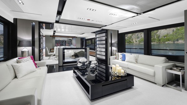 Motorjacht FX 38