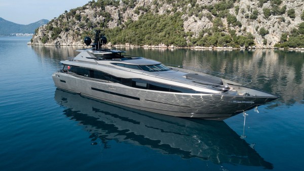 Motorjacht FX 38