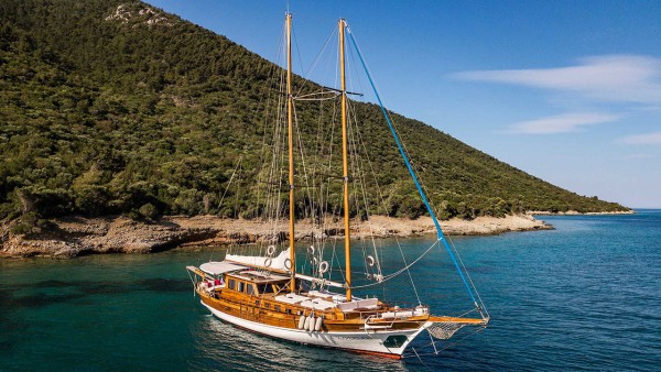 Gulet Golden Life