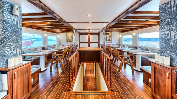 Gulet Love Boat