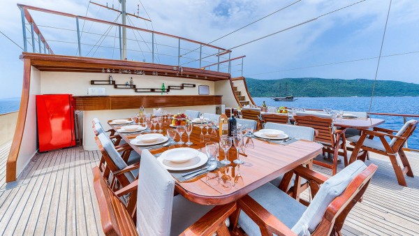 Gulet Love Boat