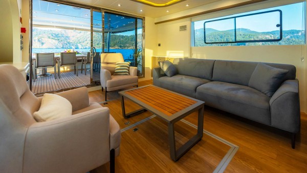 Motorjacht Lycian Dream
