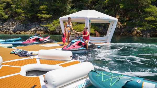 Motorjacht Maia