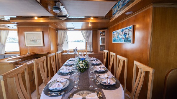 Motorjacht M/Y Elena