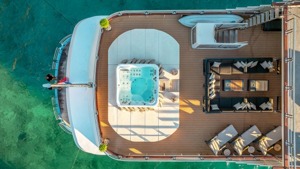 Motorjacht M/Y Freedom