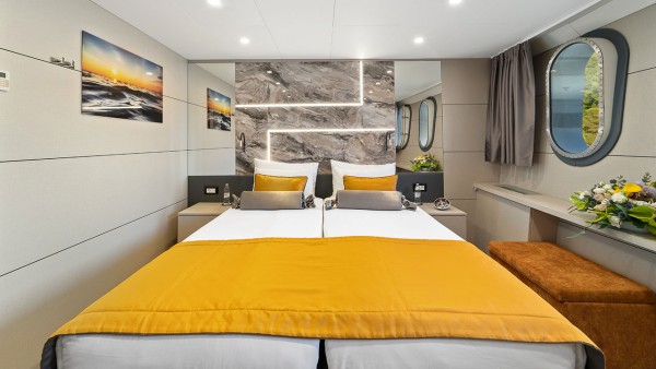 Motorjacht M/Y Freedom