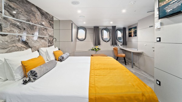 Motorjacht M/Y Freedom