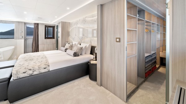 Motorjacht M/Y Freedom