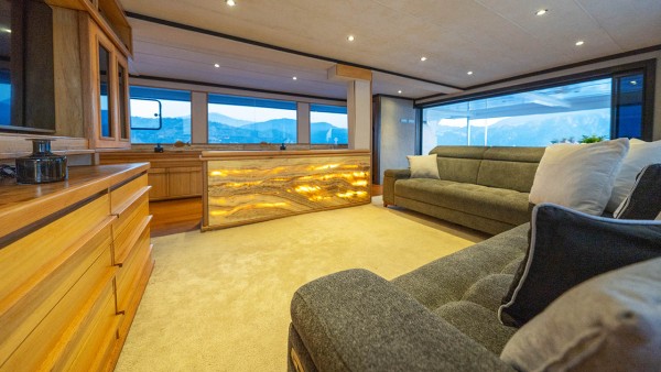 Motorjacht Nayk 3