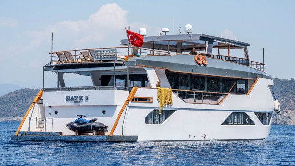 Motorjacht Nayk 3