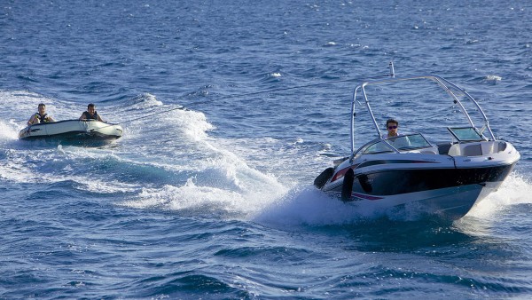 Motorjacht Oceanos