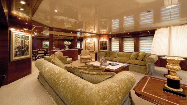 Motorjacht Oceanos
