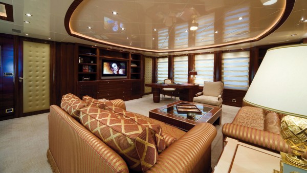 Motorjacht Oceanos
