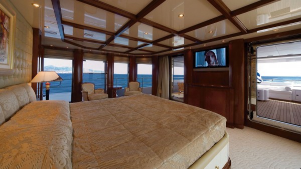 Motorjacht Oceanos