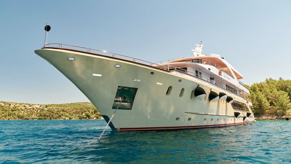 Motorjacht Queen Eleganza