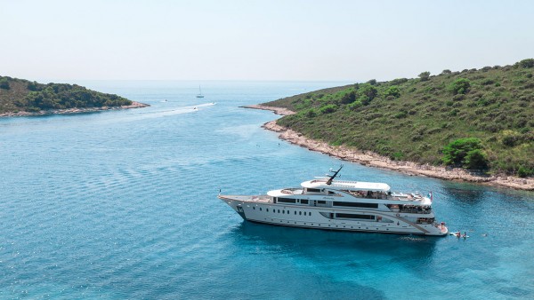 Motorjacht Riva