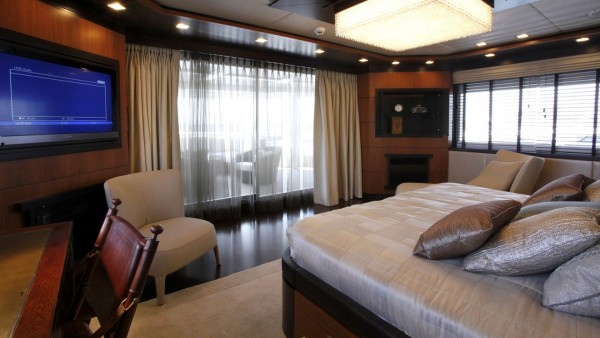 Motorjacht Serenity II