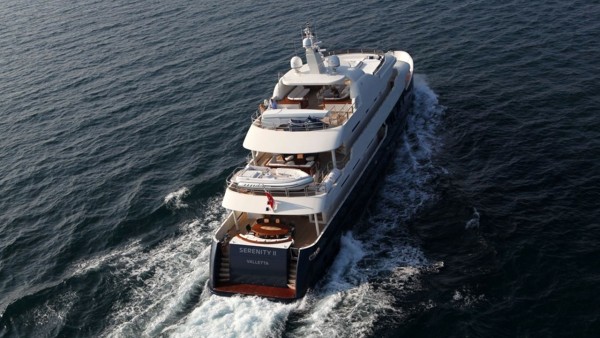 Motorjacht Serenity II