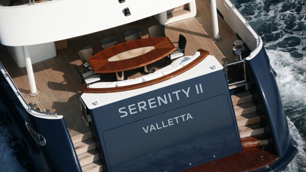 Motorjacht Serenity II