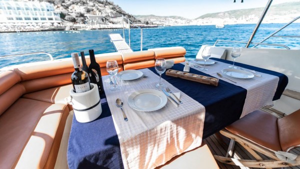 Motorjacht Bige Derin 1