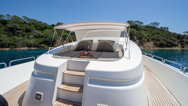 Motorjacht Coral