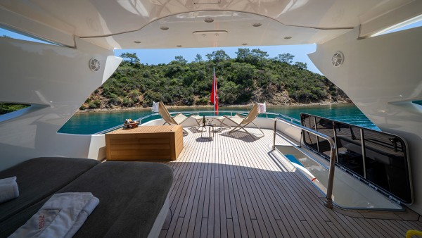 Motorjacht Coral