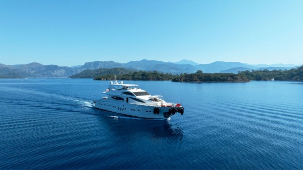 Motorjacht Coral