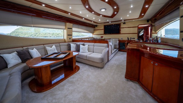 Motorjacht Coral