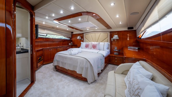 Motorjacht Coral