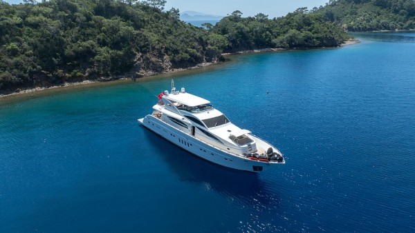 Motorjacht Coral